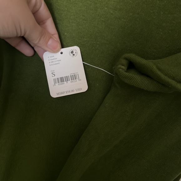 Oversized Green Tee - Picture 4 of 5